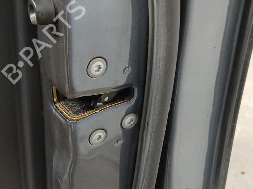 Used Front right lock TOYOTA AVENSIS Saloon (_T25_) 2.2 D-4D (ADT251_, ADT251R) (150 hp) 28074562