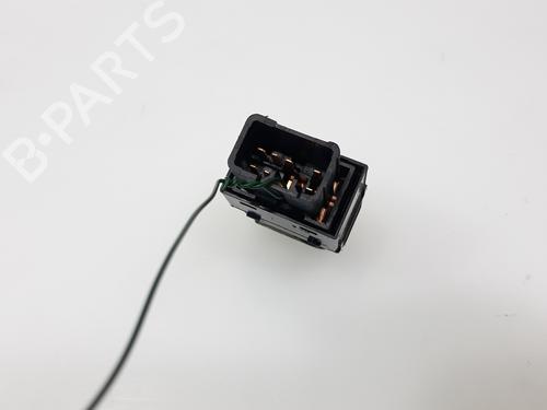 Left rear window switch HYUNDAI SANTA FÉ II (CM) 2.2 CRDi GLS | BP17482454I29 