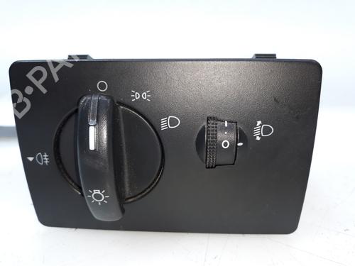 Used Headlight switch FORD FIESTA V (JH_, JD_) 1.4 TDCi (68 hp) 10277980