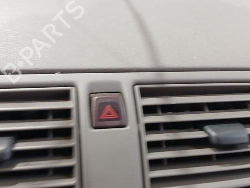 Alarmlicht Schakelaar VOLVO S40 II (544) 1.6 D (110 hp) 30902961
