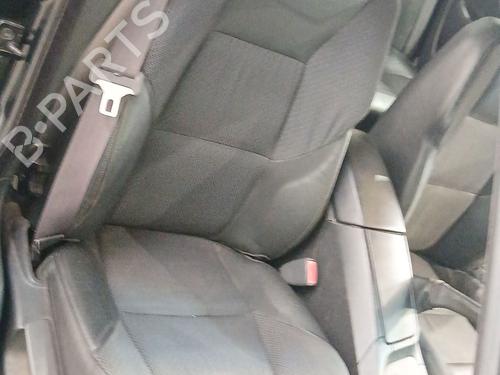 Used Right front seat VOLVO S60 I (384) 2.4 (140 hp) 25282330