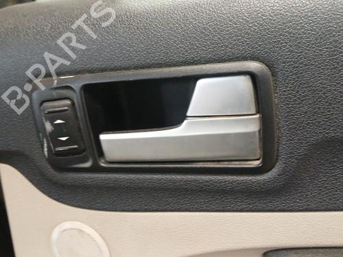 Used Rear right interior door handle Rear right interior door handle FORD FOCUS II (DA_, HCP, DP) 1.6 TDCi (109 hp) 39722396 39722396