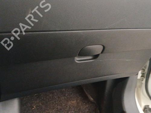 Used Glove box Glove box 38770293 38770293