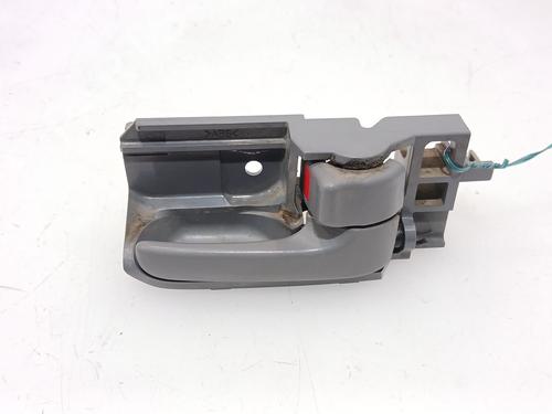 Puxador interior frente direito Puxador interior frente direito TOYOTA HILUX VII Pickup (_N1_, _N2_, _N3_) 2.5 D-4D (KUN15_, KUN15R) (120 hp) 34544147 34544147
