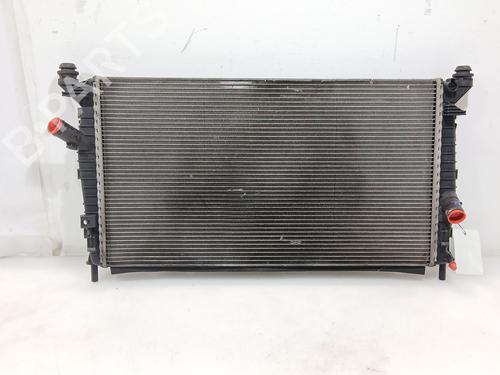 Used Water radiator Water radiator 36856780 36856780