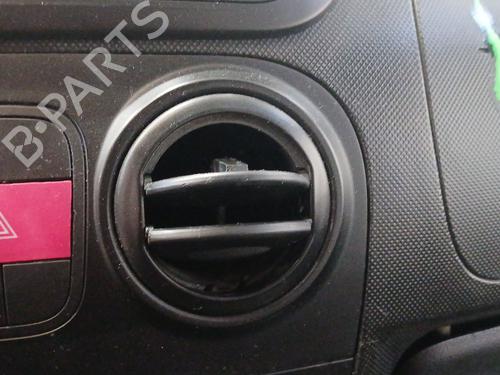 Used Air vent Air vent 39144044 39144044