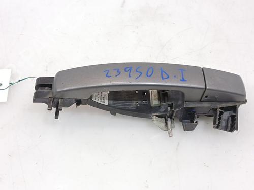 Used Front left exterior door handle Front left exterior door handle LAND ROVER RANGE ROVER SPORT I (L320) 2.7 D 4x4 (190 hp) 34137519 34137519