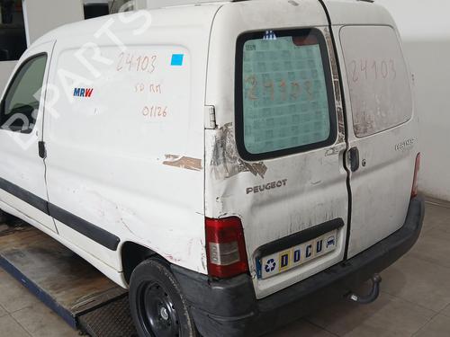 Left taillight PEUGEOT PARTNER ORIGIN Box Body/MPV (G_) 1.6 HDi 75 | BP32016572C34 