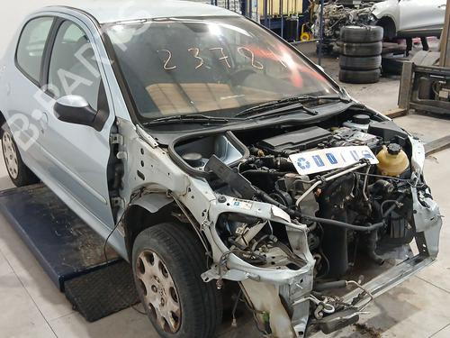 Gebruikte PEUGEOT 206 Hatchback (2A/C) 1.4 HDi eco 70 (68 hp) 4379739 Onderdelen