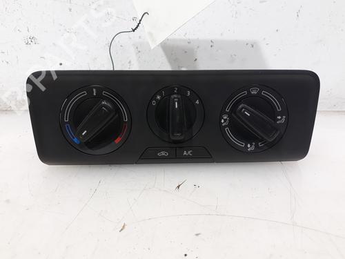 Used Climate control SKODA FABIA III (NJ3) [2014-2021]  12093170