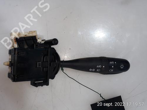 Used Headlight switch SUZUKI GRAND VITARA II (JT, TE, TD) 1.9 DDiS All-wheel Drive (JT419, TD44, JB419WD, JB419XD,... (129 hp) 10536560