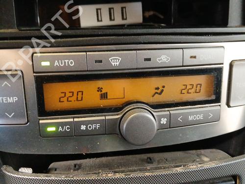 Used Climate control TOYOTA AVENSIS (_T25_) 2.2 D-4D (ADT251_, ADT251R) (150 hp) 27518052
