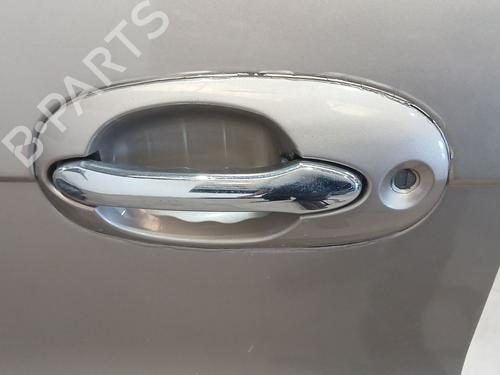 Used Front left exterior door handle Front left exterior door handle 39526196 39526196