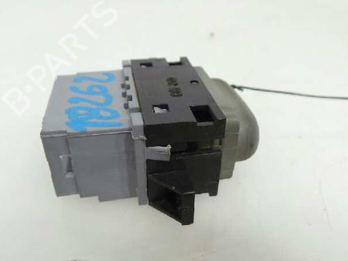 Right front window switch RENAULT SCÉNIC I MPV (JA0/1_, FA0_) 1.6 (JA00, JA16, JA15, JA19, JA1V, JA2B, JA2C, JA0B,... | BP1335528I26 