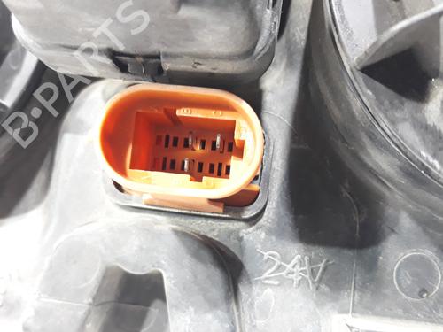 Faro derecho RENAULT SCÉNIC I MPV (JA0/1_, FA0_) 1.9 dCi (JA05, JA1F) | BP18672557C29 