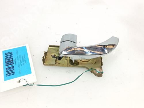 Maniglia interna anteriore sinistra Maniglia interna anteriore sinistra KIA SORENTO I (JC) 2.5 CRDi 4WD (140 hp) 33959751 33959751