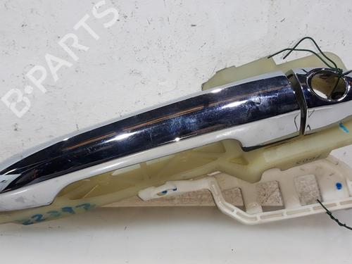 Used Front left exterior door handle KIA CARENS III MPV (UN) 2.0 CRDi 140 (140 hp) 16891881