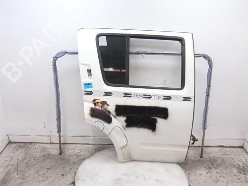 Used Right rear door Right rear door 37150452 37150452