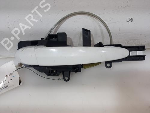 Poignée extérieure avant droite BMW 1 (E87) 116 d (116 hp) 11061221