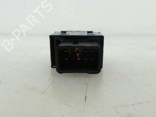 Left rear window switch HYUNDAI SANTA FÉ II (CM) 2.2 CRDi 4x4 | BP4886479I29 