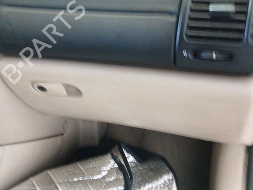 Used Glove box OPEL VECTRA B Estate (J96) 2.0 DTI 16V (F35) (101 hp) 28208586