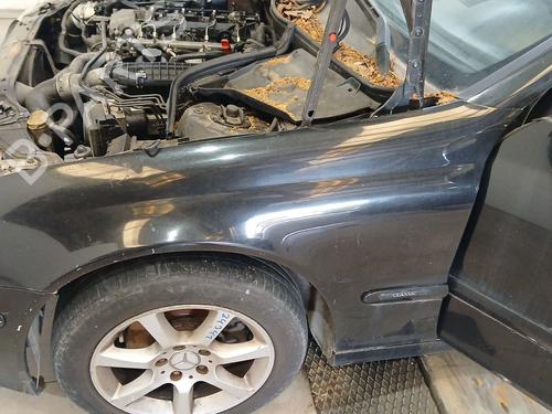 left-front-fenders-mercedes-benz-c-class-w203-2000-2001-2002-2003-2004-2005-2006-2007-38873806 main image