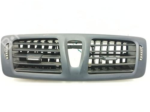 Used Air vent RENAULT MEGANE III Hatchback (BZ0/1_, B3_) 1.5 dCi (BZ1G, BZ1W, BZ0R) (95 hp) 30298659