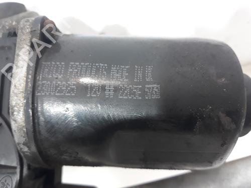 Front wiper motor LAND ROVER RANGE ROVER SPORT I (L320) 2.7 D 4x4 | BP11870854M29 