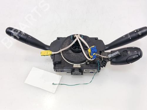 switch-peugeot-partner-mpv-5_-g_-1996-32096303 main image