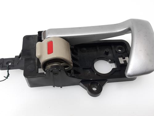 Used Rear left interior door handle HYUNDAI SANTA FÉ II (CM) 2.2 CRDi GLS (150 hp) 17484963