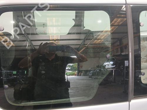 Używane Szyba drzwi tylnych lewych CITROËN BERLINGO / BERLINGO FIRST MPV (MF_, GJK_, GFK_) 1.9 D (MFWJZ) (70 hp) 30872883