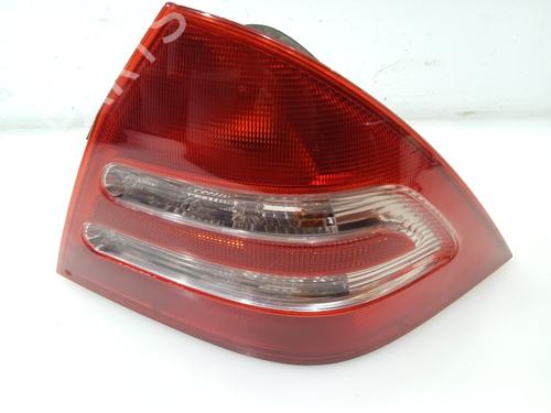 Used Right taillight MERCEDES-BENZ C-CLASS (W203) C 180 Kompressor (203.046) (143 hp) 21055216