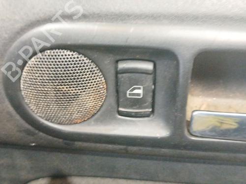 Used Right rear window switch Right rear window switch 39141599 39141599