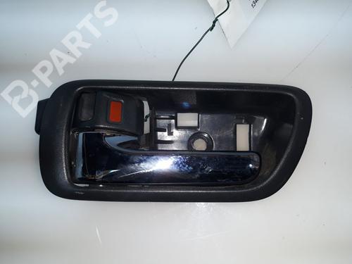 Used Rear left interior door handle Rear left interior door handle TOYOTA COROLLA Verso (ZER_, ZZE12_, R1_) 2.2 D-4D (AUR10_, AUR10R) (136 hp) 8255702 8255702