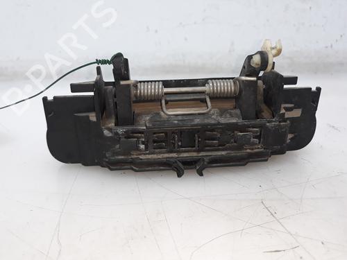 Klamka zewnętrzna drzwi przednich prawych AUDI A4 B7 Avant (8ED) 2.0 TDI 16V | BP15636462C129 