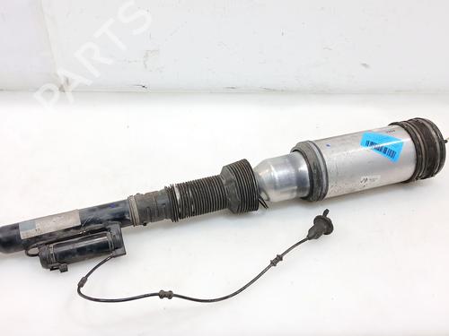 Used Right rear shock absorber Right rear shock absorber MERCEDES-BENZ S-CLASS (W220, V220) S 320 CDI (220.026, 220.126) (197 hp) 34392254 34392254