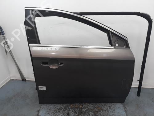 Used Right front door FORD MONDEO IV (BA7) 2.0 TDCi (140 hp) 15285135