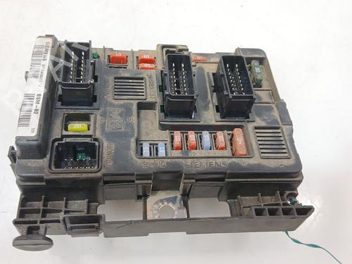 Used Fuse box Fuse box 37534993 37534993