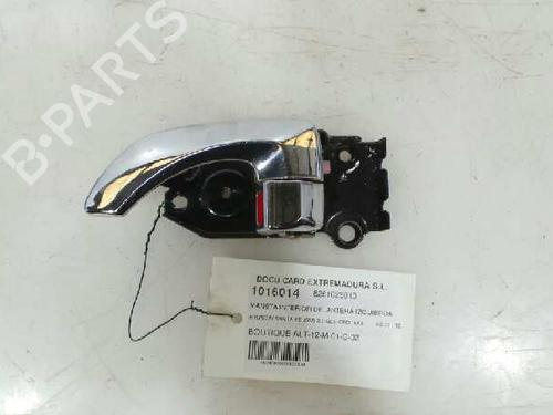 Used Front left interior door handle HYUNDAI SANTA FÉ I (SM) 2.0 CRDi 4x4 (113 hp) 3208801