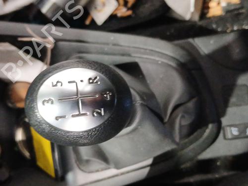 Used Shift knob RENAULT CLIO IV (BH_) 1.5 dCi 75 (75 hp) 30890671
