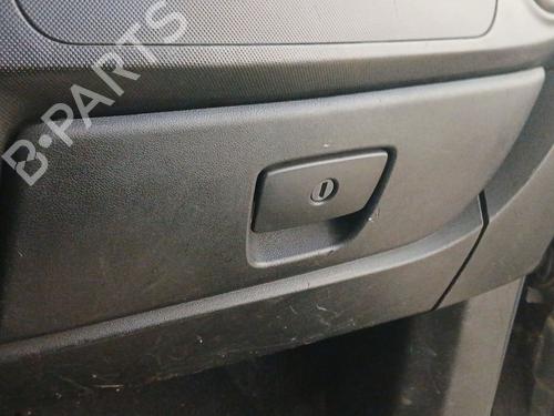 Used Glove box Glove box 39144029 39144029