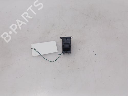 Used Right front window switch Right front window switch HONDA JAZZ III (GE_, GG_, GP_, ZA_) 1.2 (GG1) (90 hp) 32751228 32751228