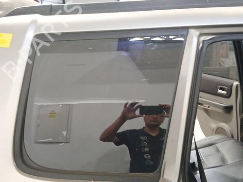 Rear right quarter glass NISSAN X-TRAIL I (T30) 2.2 dCi 4x4 833008H301 | 833008H301