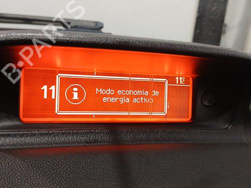 Used Display monitor PEUGEOT 307 CC (3B) 2.0 HDi 135 (136 hp) 32210714