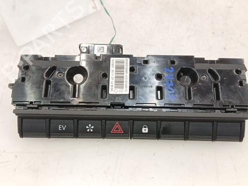 Used Warning switch Warning switch RENAULT CLIO V (B7_) 1.6 E-TECH 140 (B7MU) (140 hp) 40086456 40086456