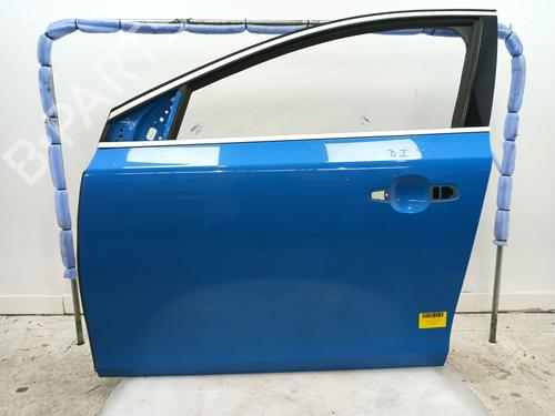 Left front door VOLVO V40 Hatchback (525) D3 32321018 | 32321018