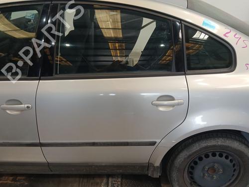 Used Left rear door Left rear door 39435758 39435758