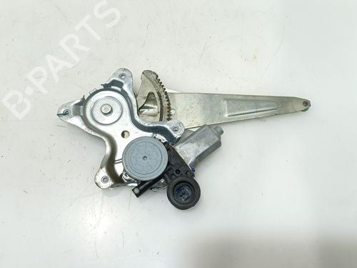 Used Rear right window mechanism TOYOTA RAV 4 II (_A2_) 2.0 D 4WD (CLA20_, CLA21_, CLA20R, CLA21R) (116 hp) 31315444