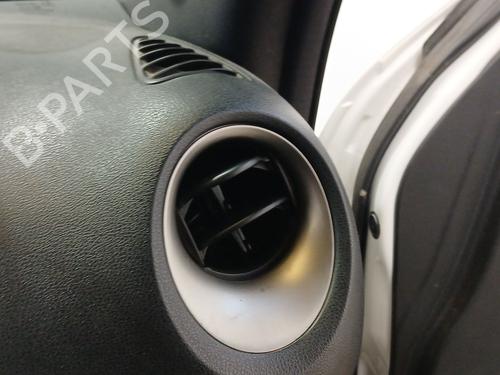 Air vent NISSAN JUKE (F15) 1.2 DIG-T 687601KE0A | 687601KE0A