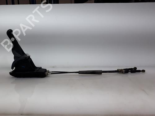 Used Gear lever RENAULT CLIO III (BR0/1, CR0/1) 1.5 dCi (C/BR0G, C/BR1G) (68 hp) 8876086